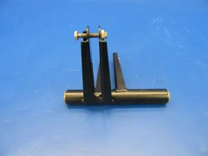 Diamond DA40-180 Bellcrank Aileron P/N DA4-2713-30-00 (0219-432)
